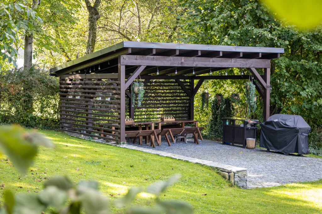 Venkovní pergola na míru - smrk | CustomWOOD